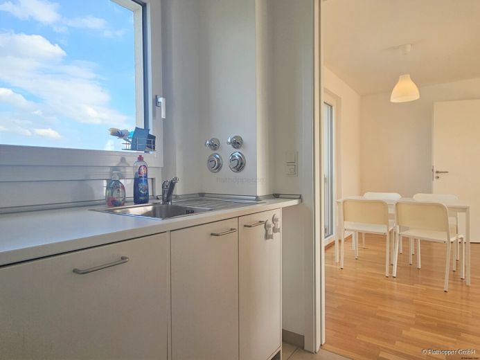 Moderne 3-Zimmer-Neubauwohnung mit Balkon und Stellplatz in Freising bei München