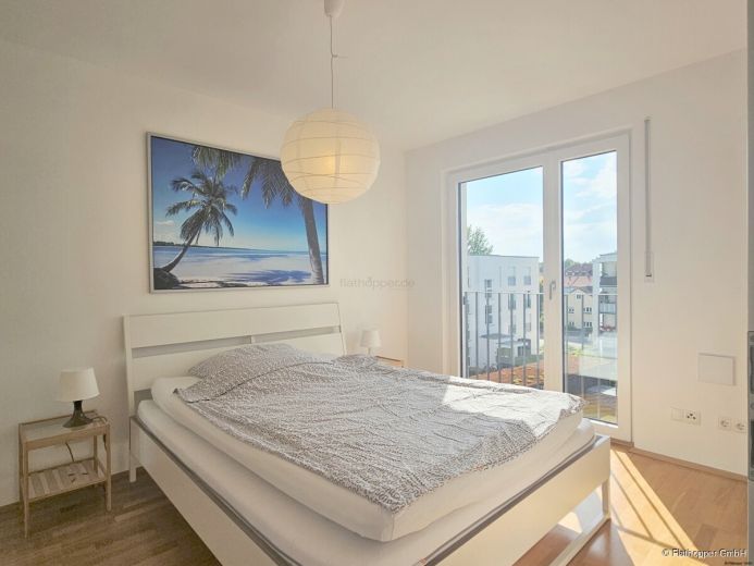 Moderne 3-Zimmer-Neubauwohnung mit Balkon und Stellplatz in Freising bei München