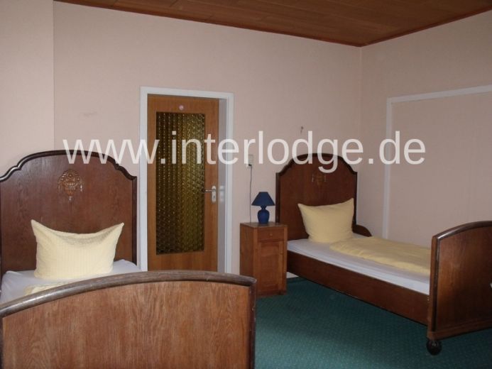 INTERLODGE Monteurunterkünfte:
Möblierte Zimmer, Küchen, TV, W-Lan, Parkplätze für 4-30 Personen.