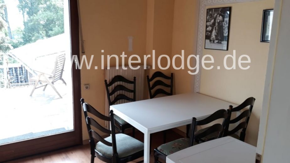 INTERLODGE Monteurunterkünfte:
Möblierte Zimmer, Küchen, TV, W-Lan, Parkplätze für 4-30 Personen.