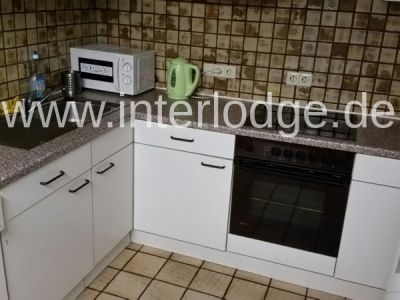 INTERLODGE Monteurunterkünfte:
Möblierte Zimmer, Küchen, TV, W-Lan, Parkplätze für 4-30 Personen.