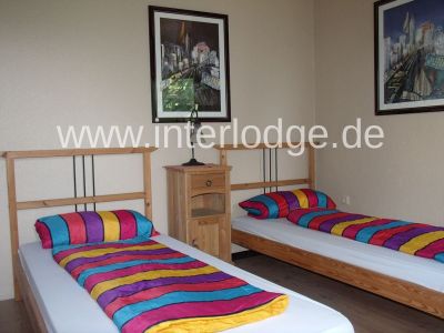 INTERLODGE Monteurunterk&uuml;nfte:
M&ouml;blierte Zimmer, K&uuml;chen, TV, W-Lan, Parkpl&auml;tze f&uuml;r 4-30 Personen.