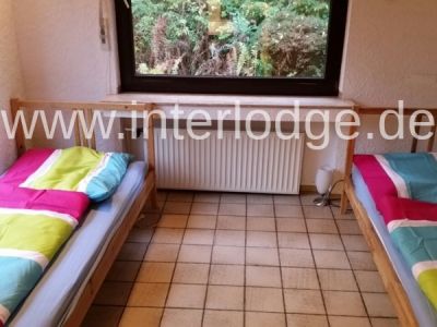 INTERLODGE Monteurunterk&uuml;nfte:
M&ouml;blierte Zimmer, K&uuml;chen, TV, W-Lan, Parkpl&auml;tze f&uuml;r 4-30 Personen.
