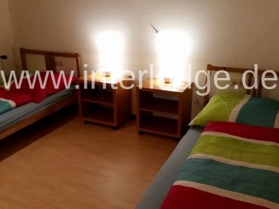 INTERLODGE Monteurunterk&uuml;nfte:
M&ouml;blierte Zimmer, K&uuml;chen, TV, W-Lan, Parkpl&auml;tze f&uuml;r 4-30 Personen.