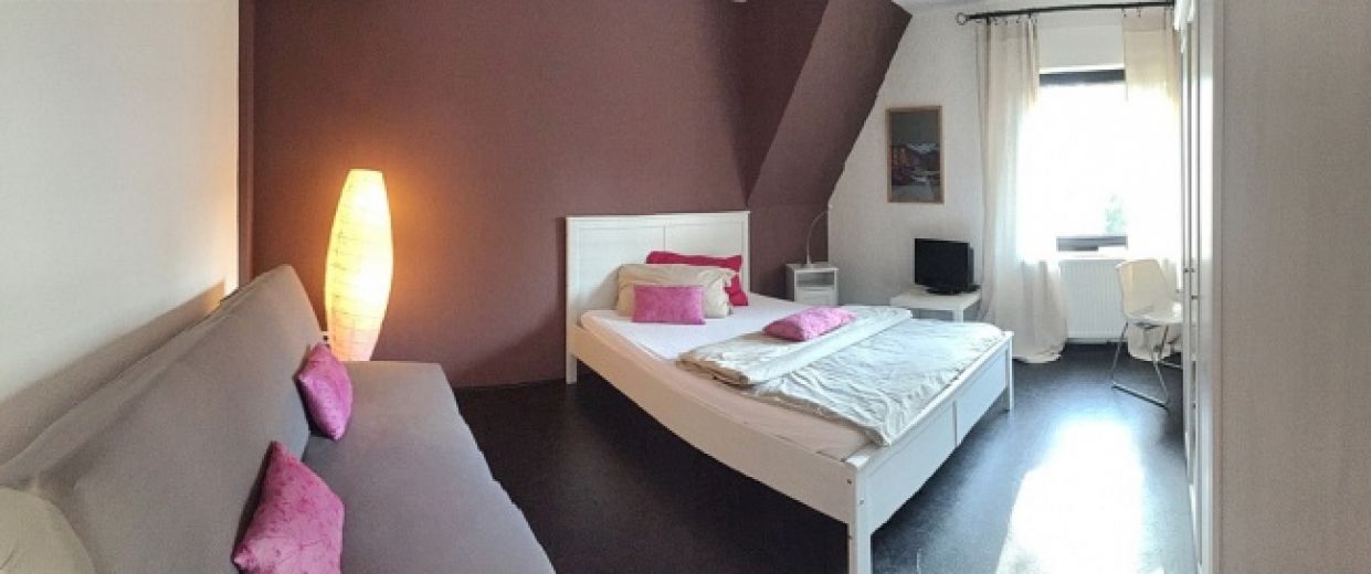 ZeitwohnKontor:WG-Zimmer, schick modern, mit Terrassennutzung und Internet!