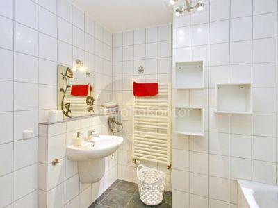 ZeitwohnKontor:WG-Zimmer, schick modern, mit Terrassennutzung und Internet!