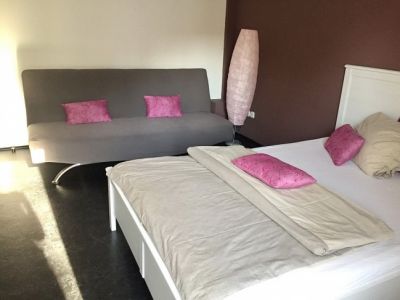 ZeitwohnKontor:WG-Zimmer, schick modern, mit Terrassennutzung und Internet!