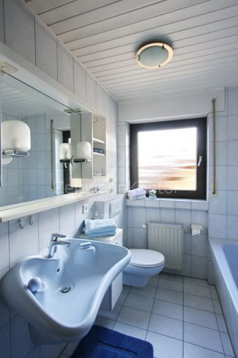 Wohnen am Park, großer Balkon, Kamin, WLAN, 2 Schlafzimmer!