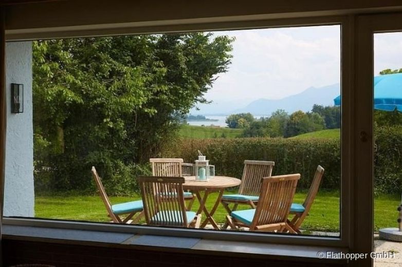 Wunderschönes Haus mit Terrasse und Garten in Rimsting am Chiemsee