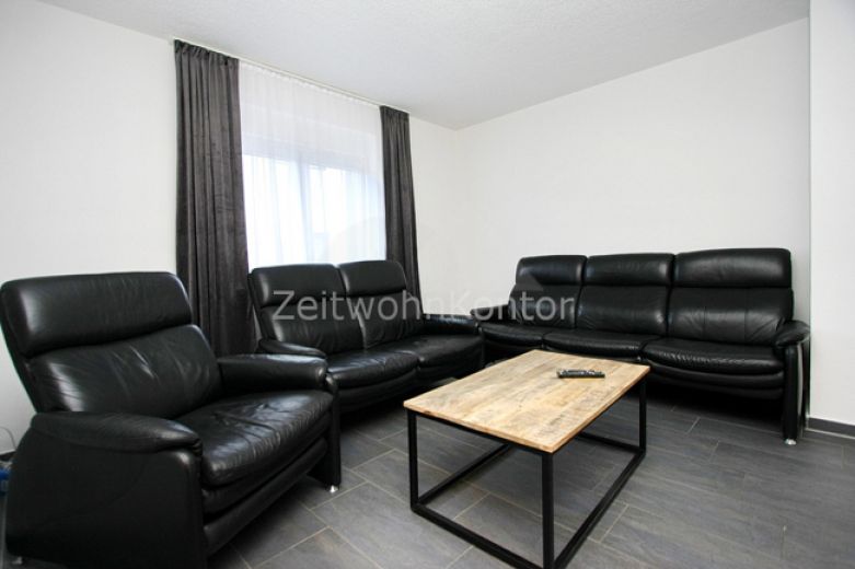 Top möblierte Doppelhaushälfte – 3 Schlafzimmer, 3 Stellplätze!