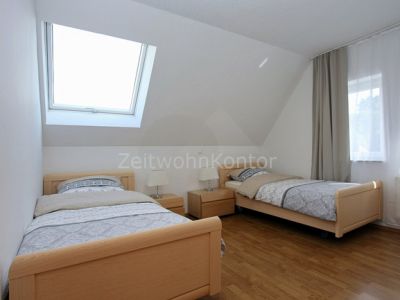 Top möblierte Doppelhaushälfte – 3 Schlafzimmer, 3 Stellplätze!
