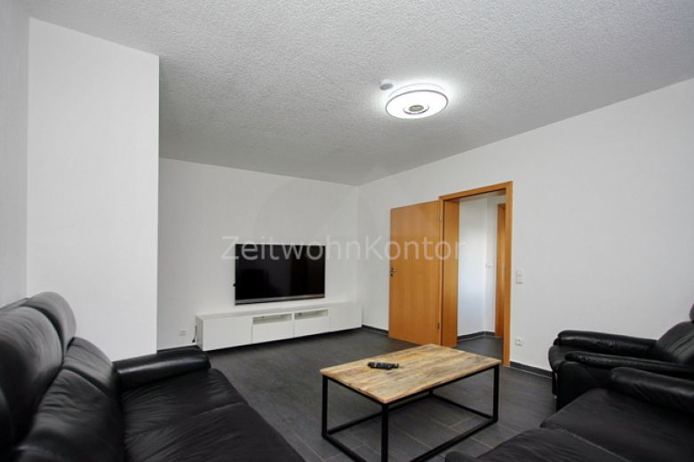 Top möblierte Doppelhaushälfte – 3 Schlafzimmer, 3 Stellplätze!