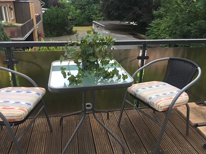 2-Zimmer-Wohnung mit Balkon und Blick ins Grüne in Ratingen-Lintorf
