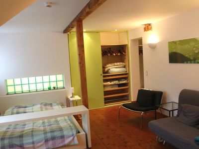 Schicke und sehr gem&uuml;tliche DG-Wohnung in Unterbilk