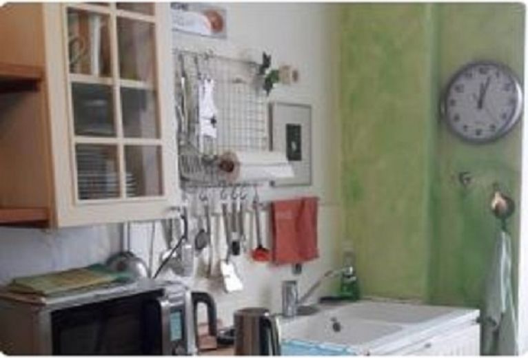 Schöne Altbauwohnung zentral gelegen