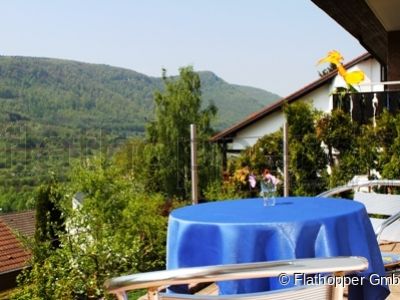 Gem&uuml;tliche 2 Zimmer Wohnung mit Terrasse und Parkplatz in Bad Urach