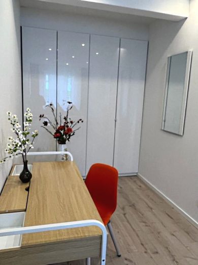Kernsanierte 5-Zimmer-Wohnung mit Dachterrasse Ecke Schadowstraße / Grafenberger Allee