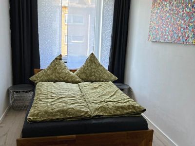 Kernsanierte 5-Zimmer-Wohnung mit Dachterrasse Ecke Schadowstraße / Grafenberger Allee
