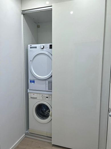 Kernsanierte 5-Zimmer-Wohnung mit Dachterrasse Ecke Schadowstraße / Grafenberger Allee