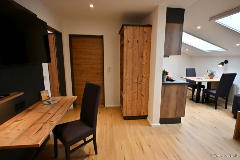 Möblierte 2-Zimmer Wohnung in Übersee