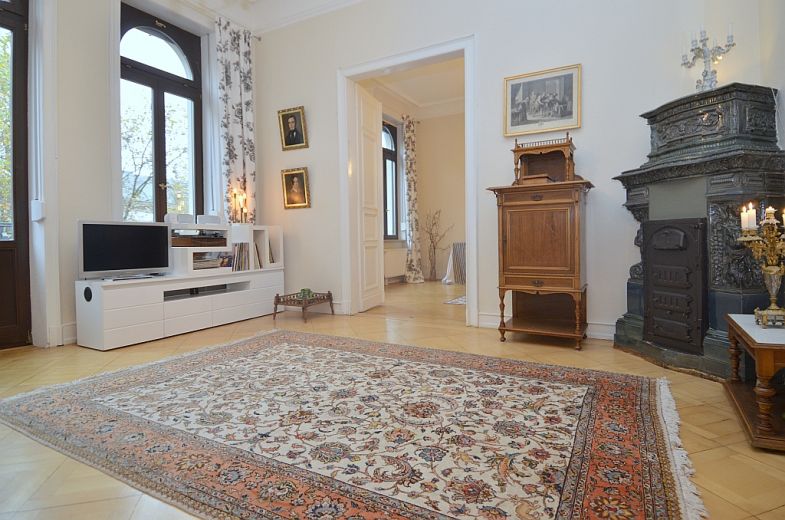 Sehr große möblierte Wohnung WIesbaden Mitte