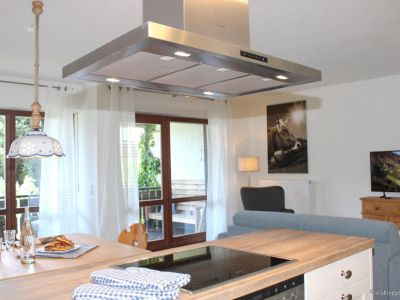 M&ouml;blierte 2-Zimmer-Wohnung in Chieming