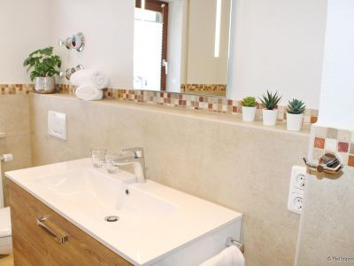 M&ouml;blierte 2-Zimmer-Wohnung in Chieming