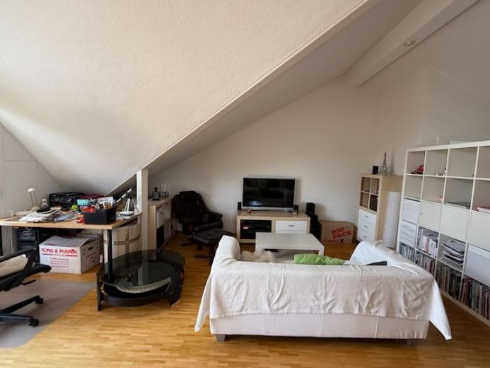 Ideale Pendlerwohnung : Möblierte 2-Zm Wohnung in Düsseldorf-Meerbusch