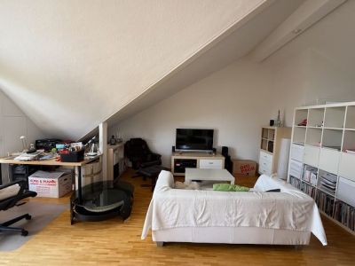 Ideale Pendlerwohnung : Möblierte 2-Zm Wohnung in Düsseldorf-Meerbusch