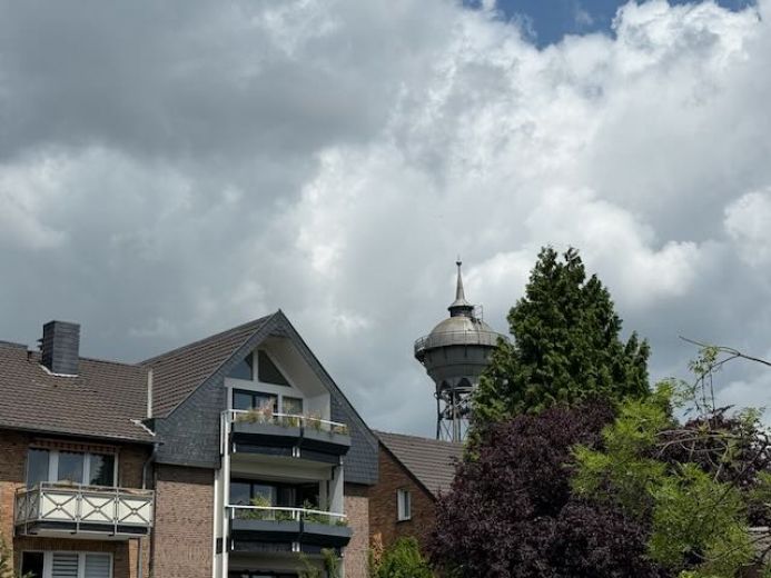 Ideale Pendlerwohnung : Möblierte 2-Zm Wohnung in Düsseldorf-Meerbusch