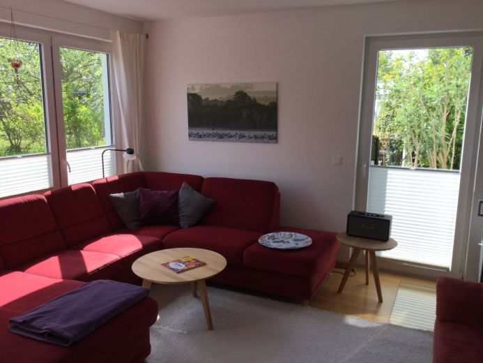 2 ruhige Zimmer bis Juni 26