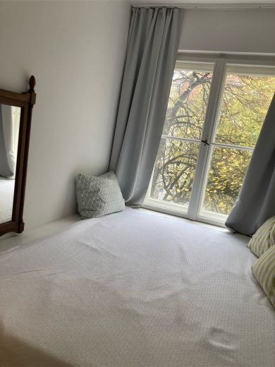 BEFRISTET!  Dez/Jan. Tolle 2Zimmer Altbau  Schwabing, möbliert