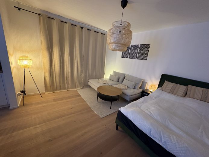 Modernes All-Inclusive Apartment in München Bogenhausen