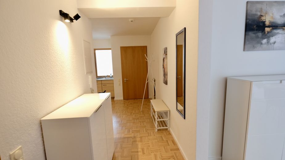 * Tolles vollmöbliertes Loft Apartment mit Sonnenbalkon in Stuttgart-Süd *