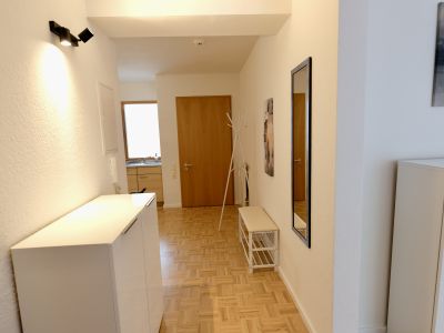 * Tolles vollmöbliertes Loft Apartment mit Sonnenbalkon in Stuttgart-Süd *