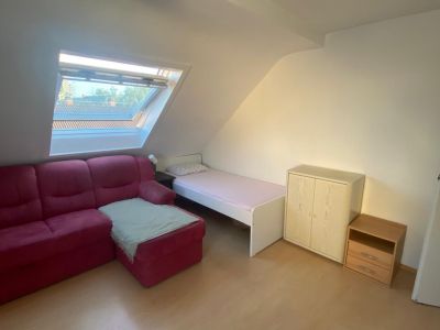 Möbliertes Zimmer – Frankfurt Bockenheim - Zwischenmiete 1-4 Monaten