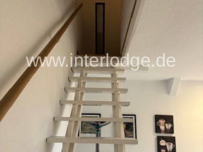 INTERLODGE Modern und hochwertig ausgestattete Maisonettewohnung in Essen-Stadtwald.