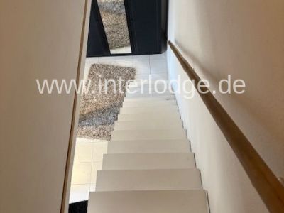 INTERLODGE Modern und hochwertig ausgestattete Maisonettewohnung in Essen-Stadtwald.