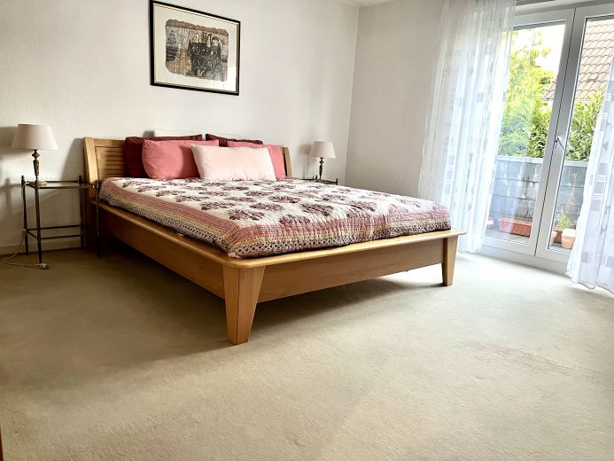 Lichtdurchflutete vollmöblierte Wohnung, 116 qm, D-dorf-Nord, Nähe Messe, Nordpark und Flughafen