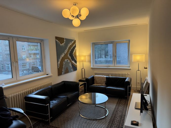 Wohnung in Winterhude – Exklusives Wohnen auf Zeit     Apartment in Winterhude – Exclusive Furnished Living