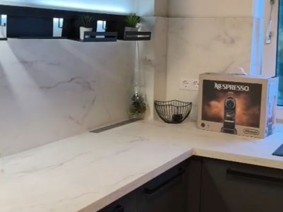 Wohnung in Winterhude – Exklusives Wohnen auf Zeit     Apartment in Winterhude – Exclusive Furnished Living