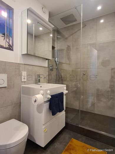 Top Apartment mit Balkon in Schwabing