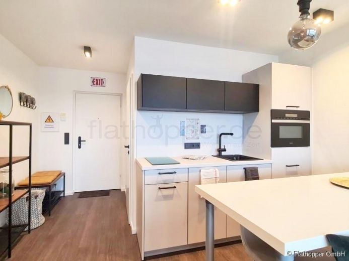 Top Apartment mit Balkon in Schwabing