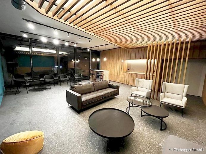 Top Apartment mit Balkon in Schwabing