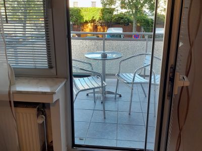 2-Zimmer, KDB, Balkon, 40qm voll möbelliert und ausgestattet im Kölner Norden
