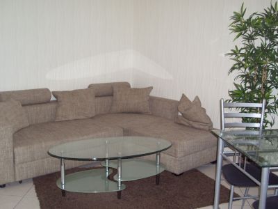 2-Zimmer, KDB, Balkon, 40qm voll möbelliert und ausgestattet im Kölner Norden