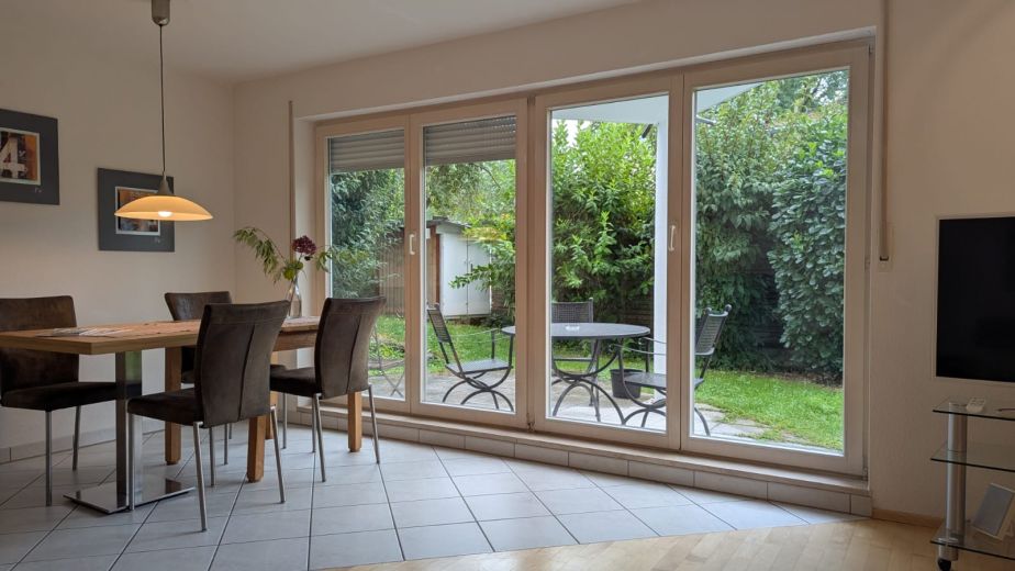 Seenahe, möblierte Wohnung mit Garten/Terrasse / all inklusive