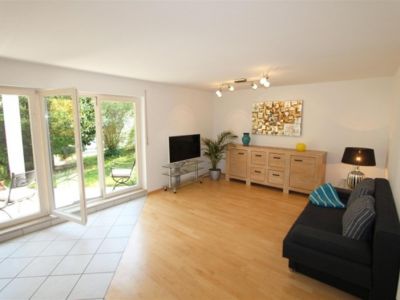 Seenahe, möblierte Wohnung mit Garten/Terrasse / all inklusive