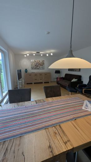 Seenahe, möblierte Wohnung mit Garten/Terrasse / all inklusive
