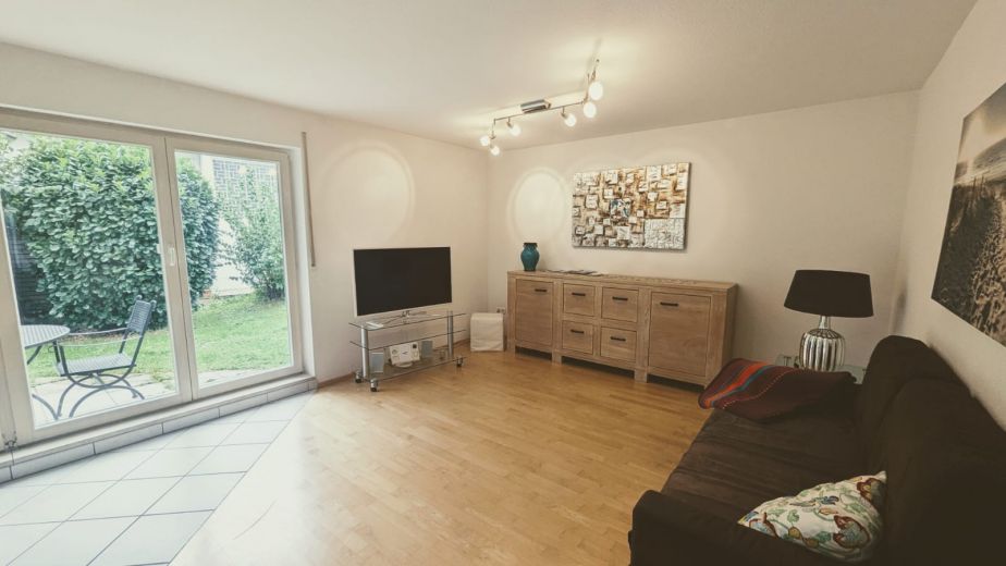 Seenahe, möblierte Wohnung mit Garten/Terrasse / all inklusive